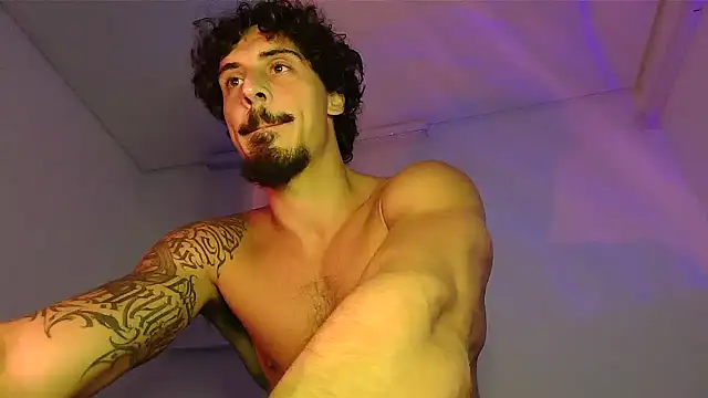 Вебкам-шоу milkoffe