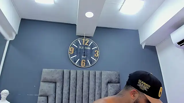 Robin_Rief's Live XXX Chat