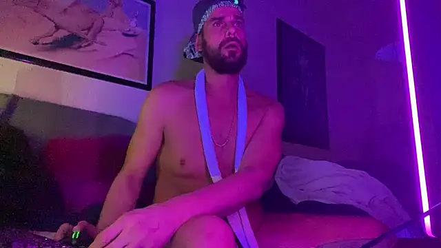 Guyst049's Live XXX Chat