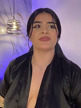 Kariina__69's Live XXX Chat