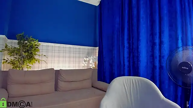 Nika_Jonson: онлайн-секс-чат