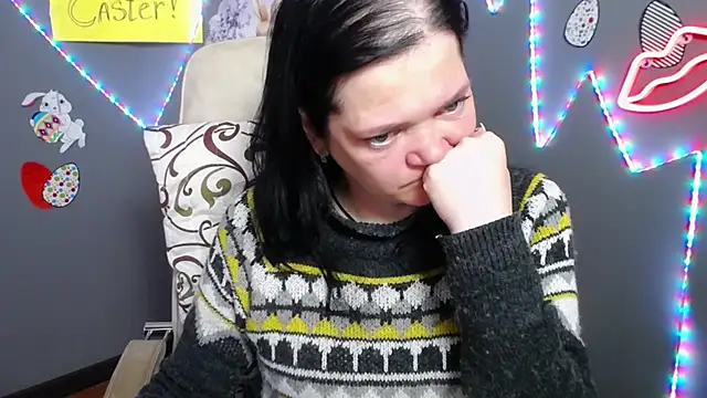 LauraFinn's Live XXX Chat