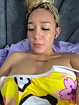 alaia_princess' Live XXX Chat