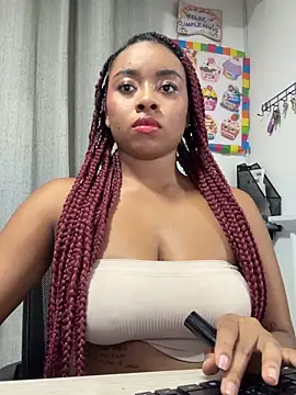 Czat XXX na żywo – Kloe_rousse01