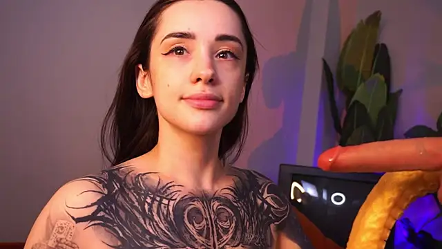 دردشة EvaCanton الجنسية المباشرة