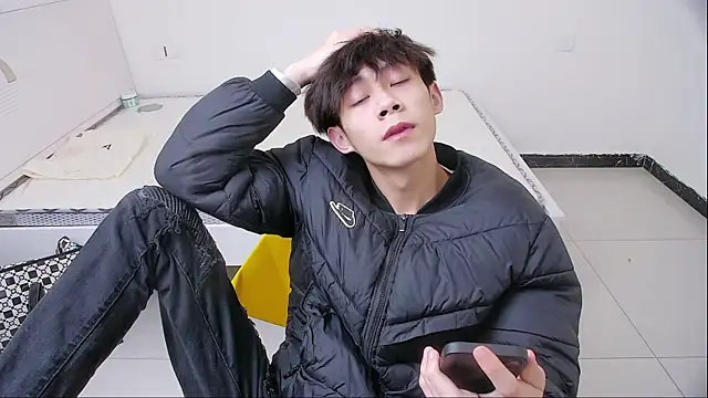 paofu-001's Live XXX Chat