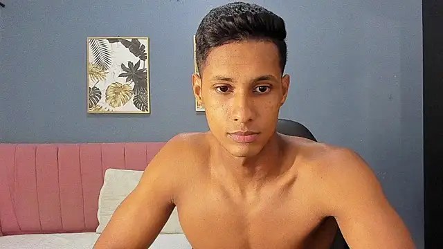 tom_strong1 Live XXX-chat