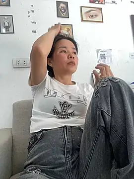 Ivy_Trix2 现场XXX聊天