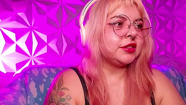 Satyn_doll – Live XXX-chat