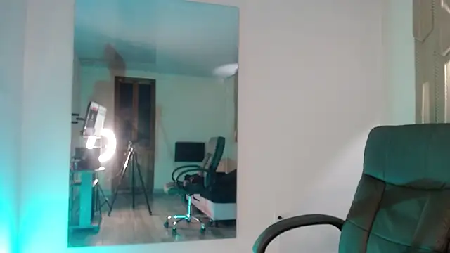 mia_coral1 Adlı Modelin Canlı XXX Sohbeti