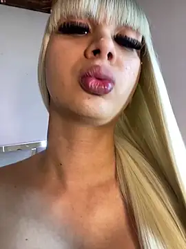 Exotic__XXX Webcam Show