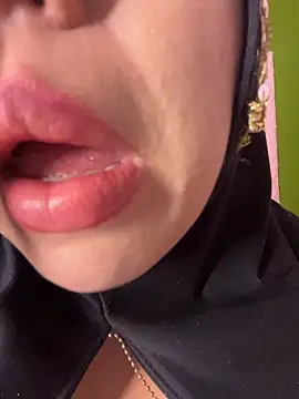 zahra_Jalid Adlı Modelin Canlı XXX Sohbeti