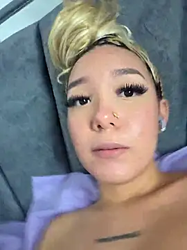 Živý XXX chat alaia_princess