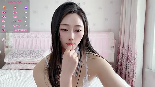 anjila888 Adlı Modelin Canlı XXX Sohbeti