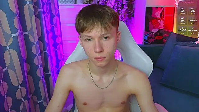 cuMte_boy 即時 XXX 聊天