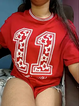 Aditi_1のライブXXXチャット