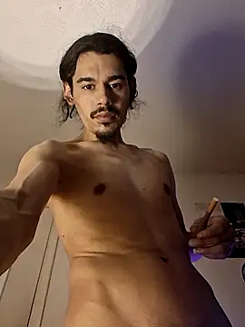 MeTazty294: διαδικτυακό σόου στην κάμερα