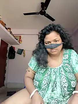 Deborbhavi222のライブXXXチャット