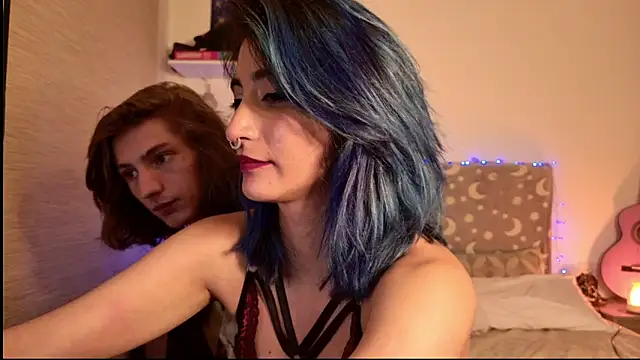 LunaisBack Live XXX Chat