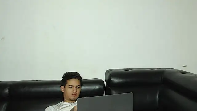 Alex_mojica Show Webcam