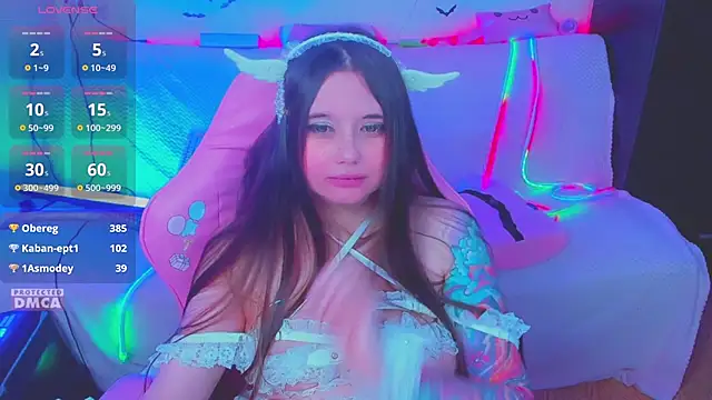 Chat +18 de Lolisuccub ao vivo