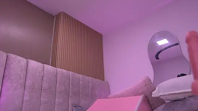 violeta_aroca Show in webcam