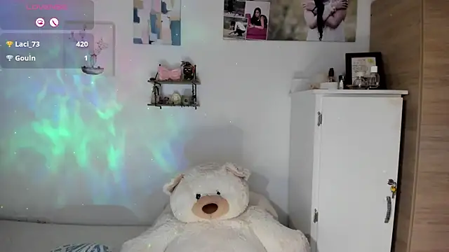 Chatroom XXX en direct de Veronikolsen-