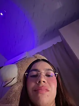 แชท XXX สดของ Eveliin_ruiz