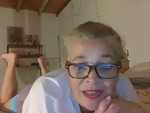 แชท XXX สดของ momismilf544