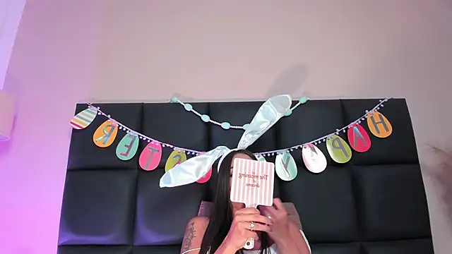 NoraDasilva Adlı Modelin Canlı XXX Sohbeti