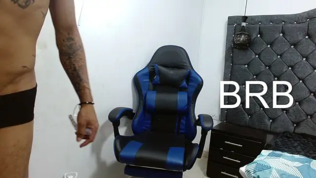 luka_big18 Pertunjukan Webcam