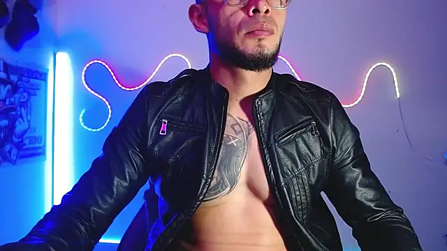 sebastian_horny 网络视讯表演