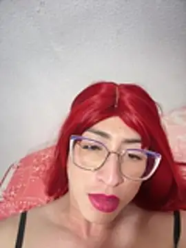 عرض كام NICOLLE__12