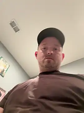 Enjoyedmine: онлайн-секс-чат