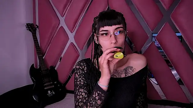 PinksnakeのライブXXXチャット