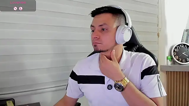 Show de Rick_Adams na webcam