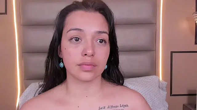 XXX chat uživo modela CAYLINCOLLINS