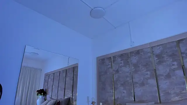 دردشة BarbieMonet الجنسية المباشرة