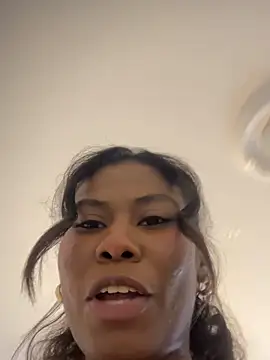 Chat +18 de EroticAlana1 ao vivo