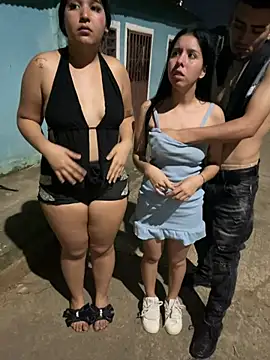 royalgirls_x 在線直播表演