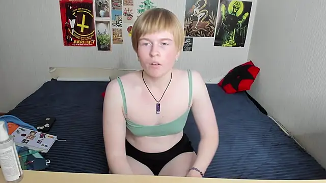 Онлайн чат XXX Cattie_w_