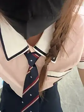 Cara-02's Live XXX Chat