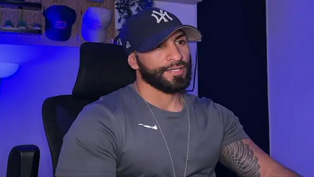 SamDornan51's Live XXX Chat