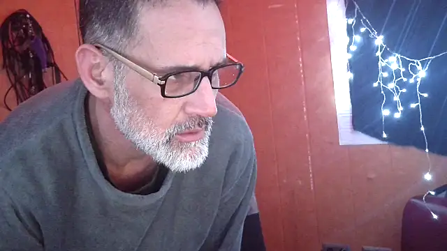 Lia_Y_PatrickX's Live XXX Chat