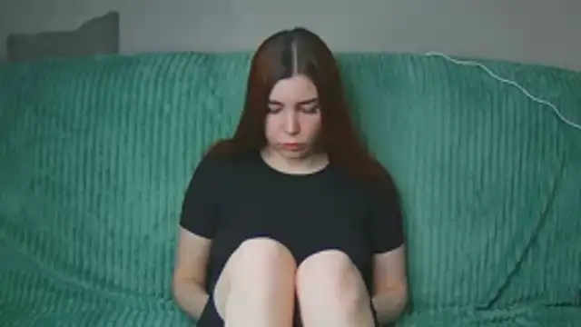 XXX chat uživo modela ElllaNuar