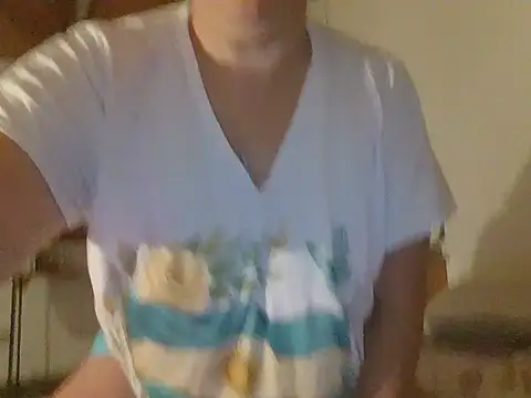 momismilf544 live XXX chat