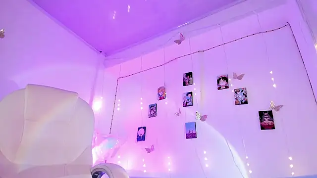 ineedmydaddy_'s Live XXX Chat