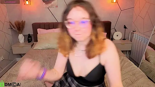 Aleks-caster Adlı Modelin Canlı XXX Sohbeti