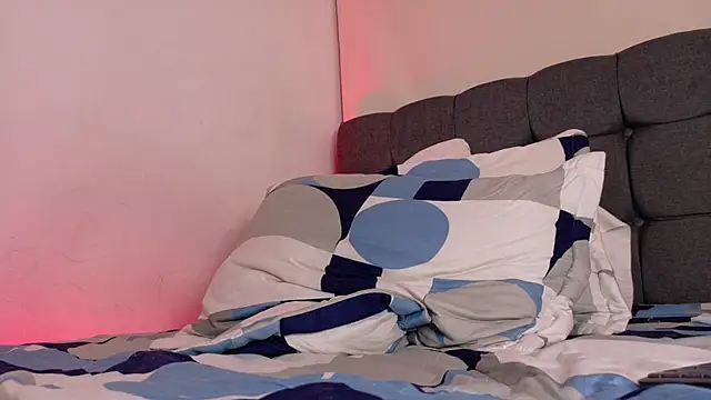 Pokazy przed kamerką – eross_chipre_