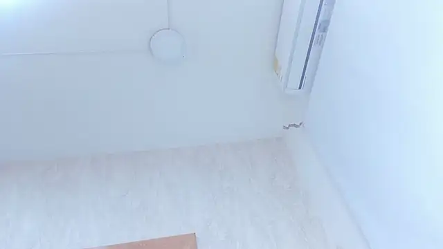 دردشة crystal_sm الجنسية المباشرة